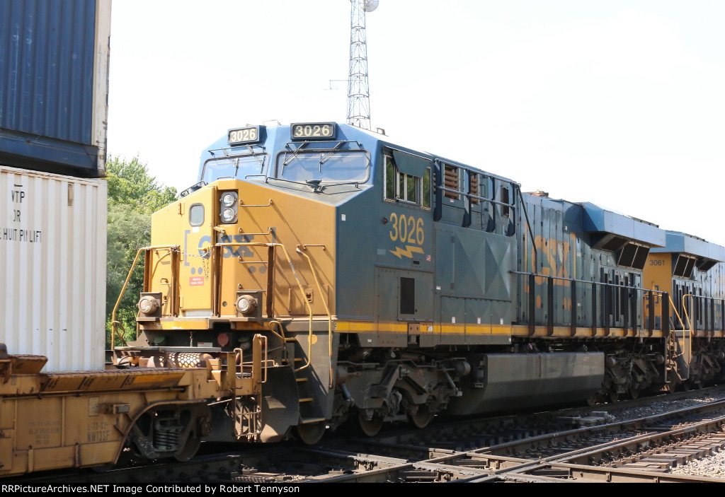 CSX Q007 Westbound